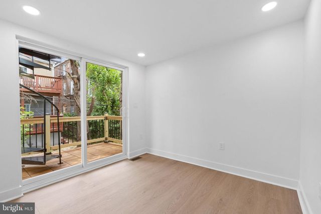 203 S MADEIRA ST, Baltimore, MD 21231