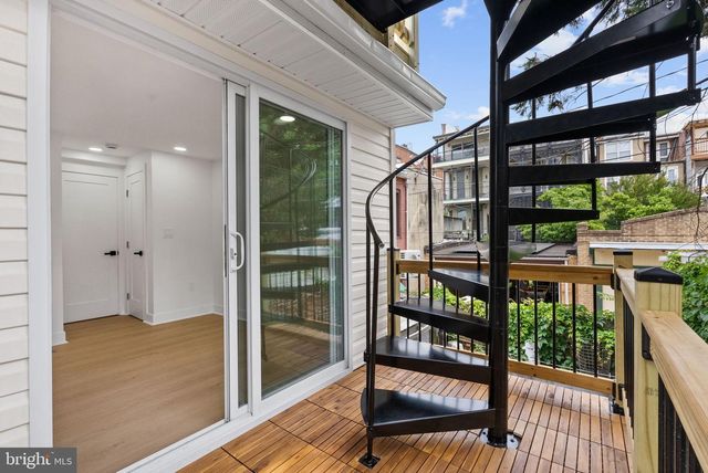 203 S MADEIRA ST, Baltimore, MD 21231