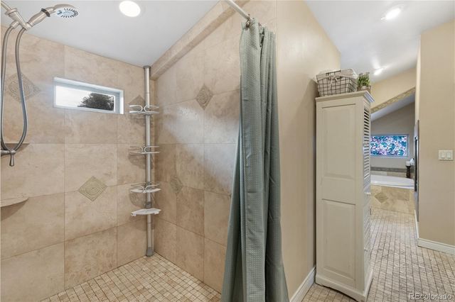 1011 Cheyenne Boulevard, Colorado Springs, CO 80905