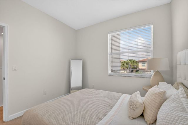 4790 Navali Drive, Wellington, FL 33467