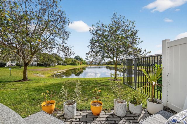 4790 Navali Drive, Wellington, FL 33467