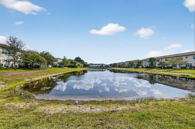 4790 Navali Drive, Wellington, FL 33467