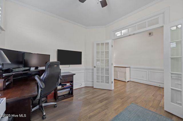 35 W Cloverfield Lane, Hampstead, NC 28443