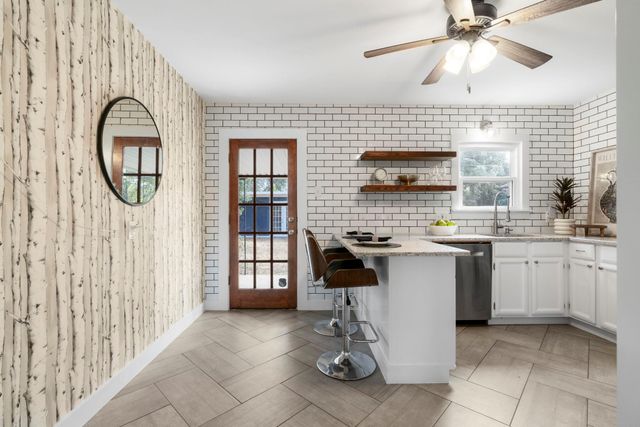 4503 Garnett ST, Austin, TX 78745