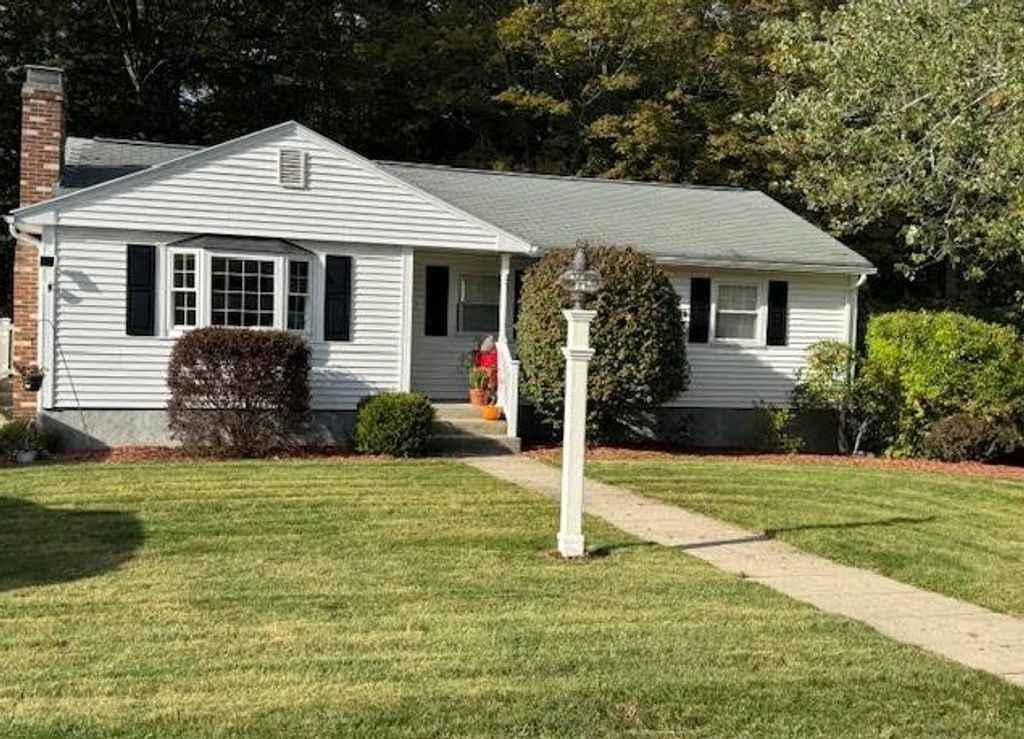 6 Heritage Dr, Auburn, MA 01501