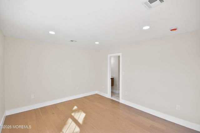 715 Stuyvesant Avenue, Lyndhurst, NJ 07071