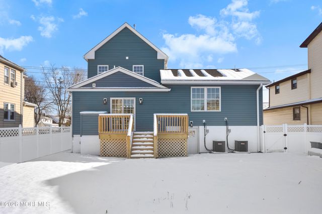 715 Stuyvesant Avenue, Lyndhurst, NJ 07071