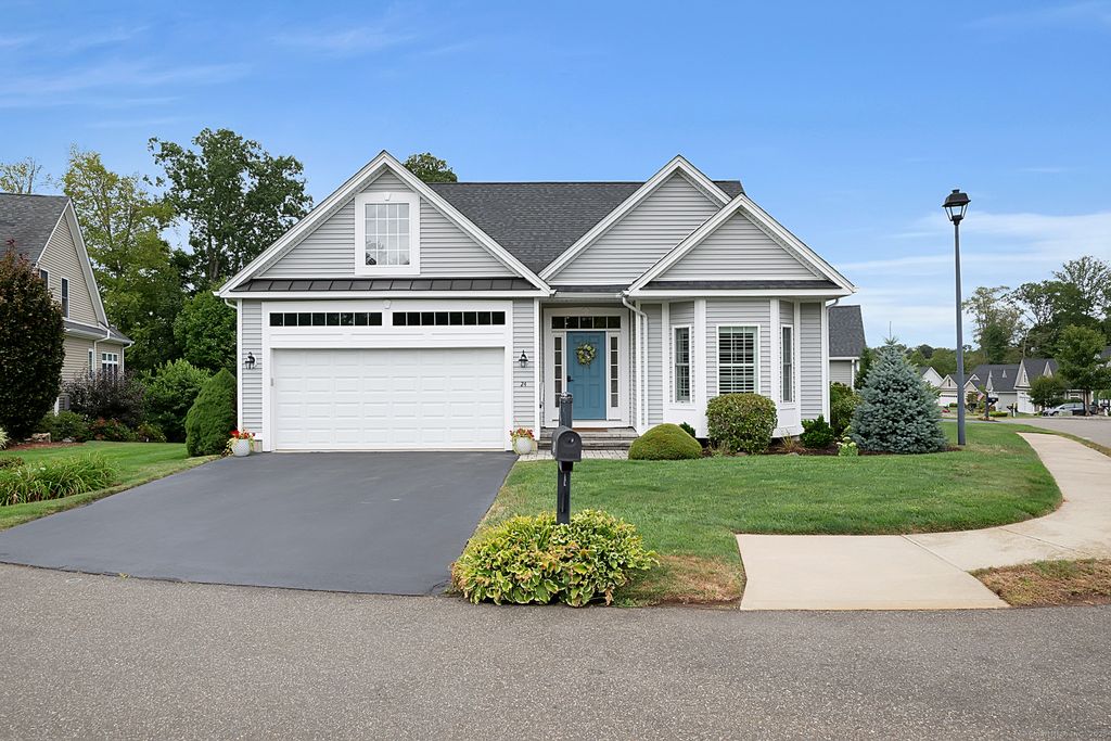 24 River Walk, Branford, CT 06405