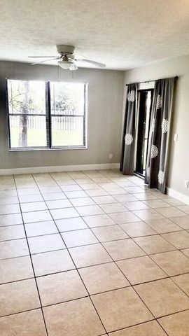 6537 SE FEDERAL HWY 102 Highway SE 102, Stuart, FL 34994
