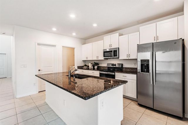 6347 TEN ACRE COURT, Zephyrhills, FL 33541