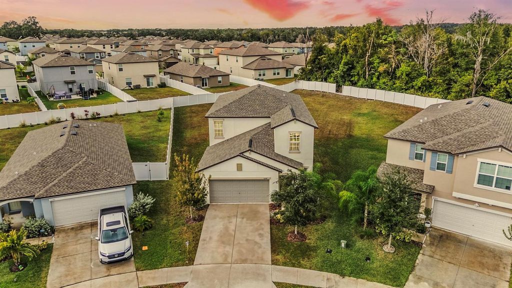 6347 TEN ACRE COURT, Zephyrhills, FL 33541