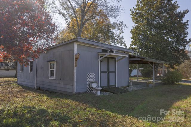 1229 Poplar Street, Albemarle, NC 28001