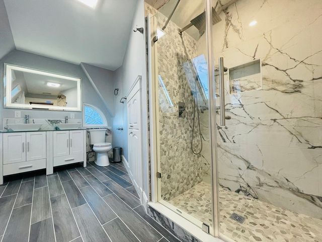 28 Wolcott Rd, Brookline, MA 02467