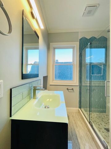 28 Wolcott Rd, Brookline, MA 02467