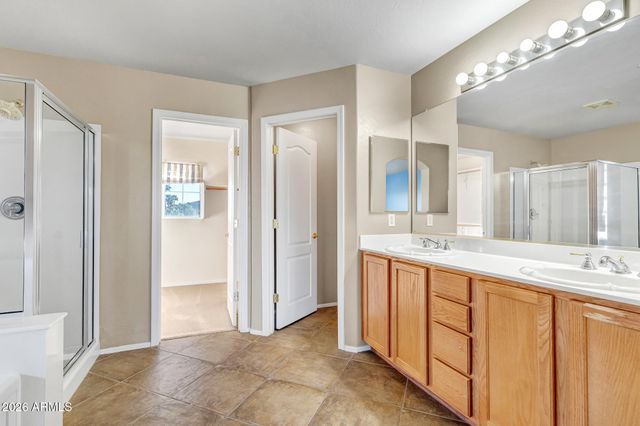 6416 W BLACK HILL Road, Phoenix, AZ 85083