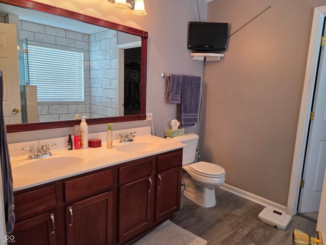 7633 Ballybay Drive, Indianapolis, IN 46239
