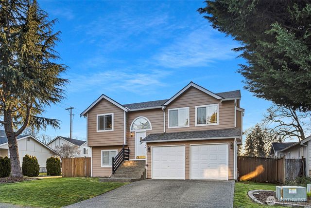 17512 17th Avenue E, Spanaway, WA 98387