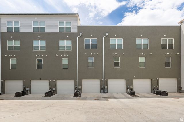 11235 S FREESTONE RD, South Jordan, UT 84009
