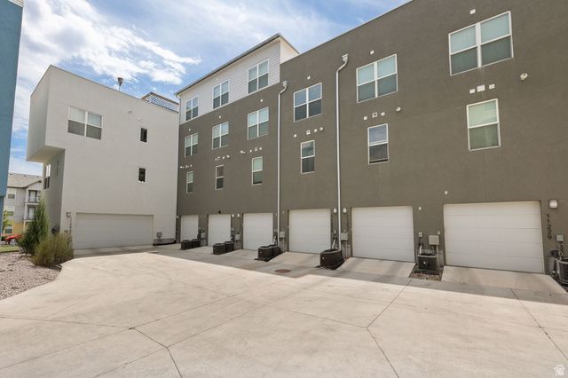 11235 S FREESTONE RD, South Jordan, UT 84009