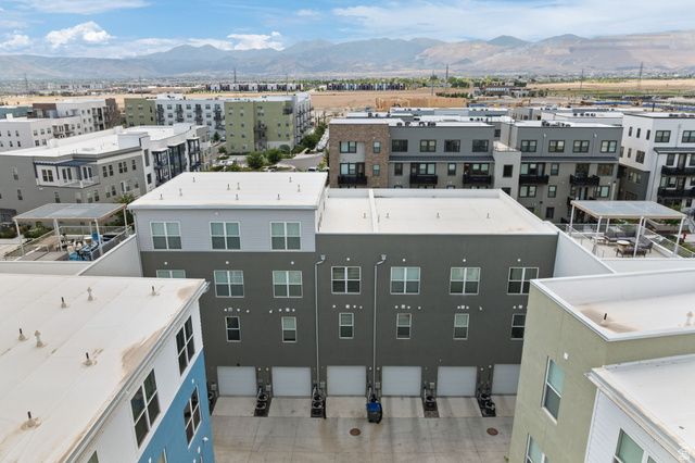 11235 S FREESTONE RD, South Jordan, UT 84009
