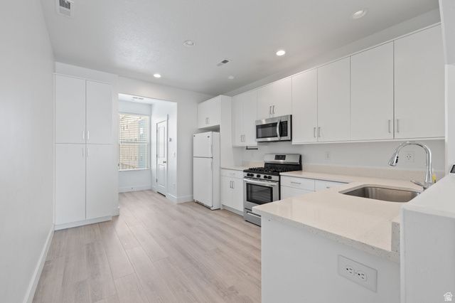 11235 S FREESTONE RD, South Jordan, UT 84009
