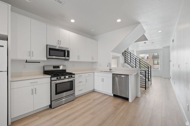 11235 S FREESTONE RD, South Jordan, UT 84009