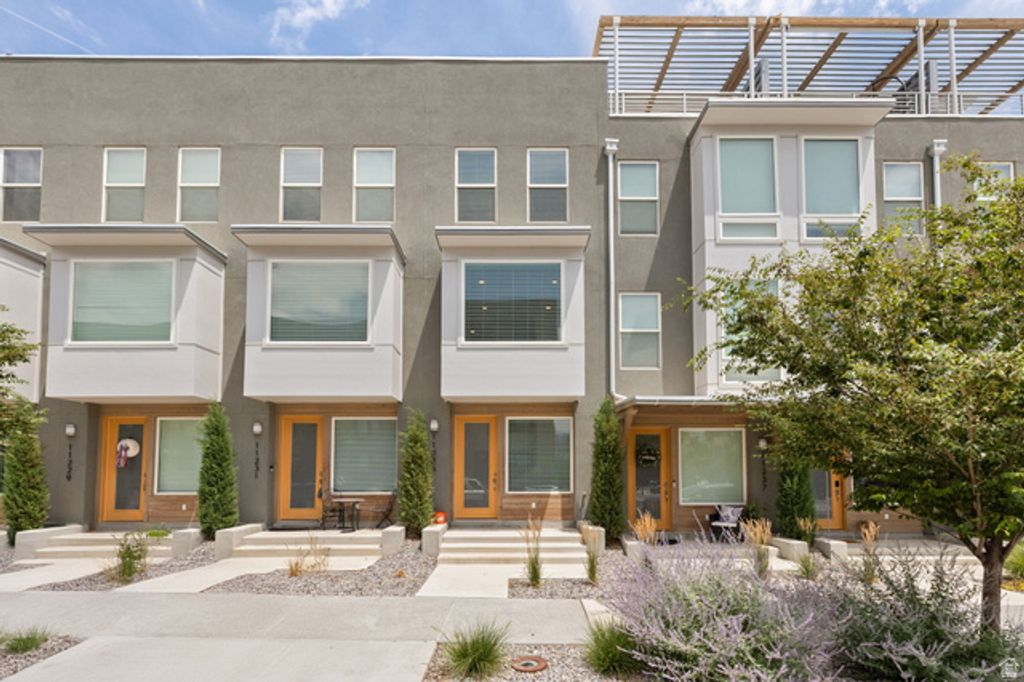 11235 S FREESTONE RD, South Jordan, UT 84009