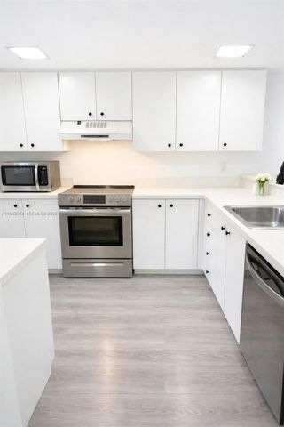 4321 SW 70th Ter, Davie, FL 33314