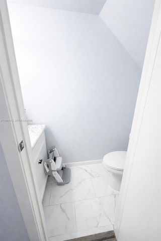 4321 SW 70th Ter, Davie, FL 33314