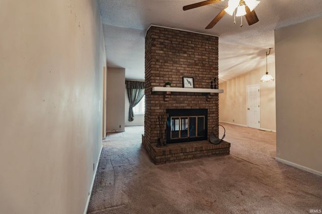 2541 Malibu Drive, Evansville, IN 47725