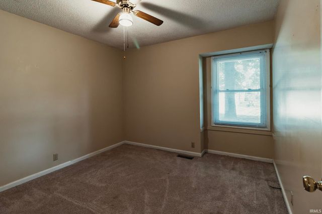 2541 Malibu Drive, Evansville, IN 47725