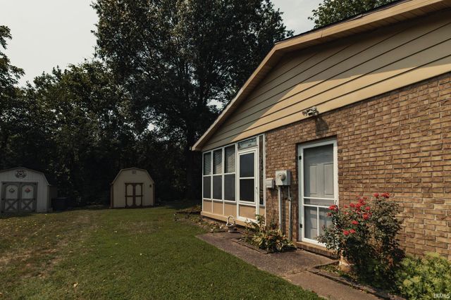 2541 Malibu Drive, Evansville, IN 47725