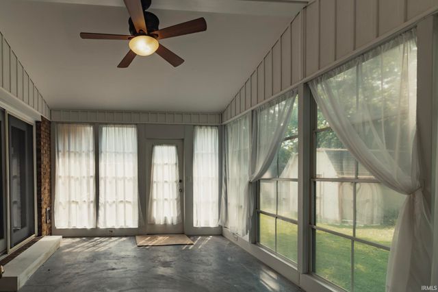 2541 Malibu Drive, Evansville, IN 47725