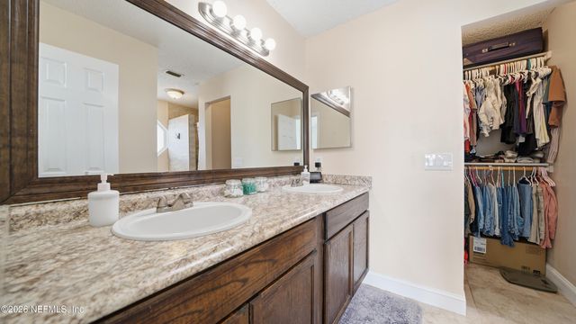 7529 ALLSPICE Circle N, Jacksonville, FL 32244