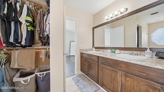 7529 ALLSPICE Circle N, Jacksonville, FL 32244