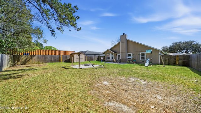 7529 ALLSPICE Circle N, Jacksonville, FL 32244