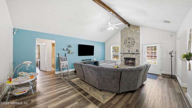 7529 ALLSPICE Circle N, Jacksonville, FL 32244