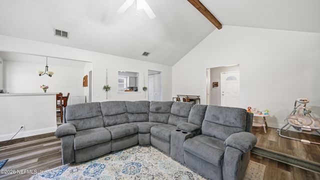 7529 ALLSPICE Circle N, Jacksonville, FL 32244