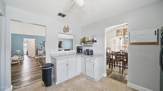 7529 ALLSPICE Circle N, Jacksonville, FL 32244