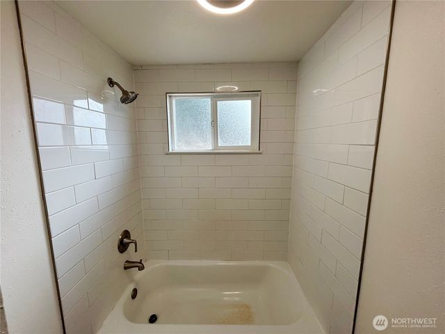 7029 S G Street, Tacoma, WA 98408