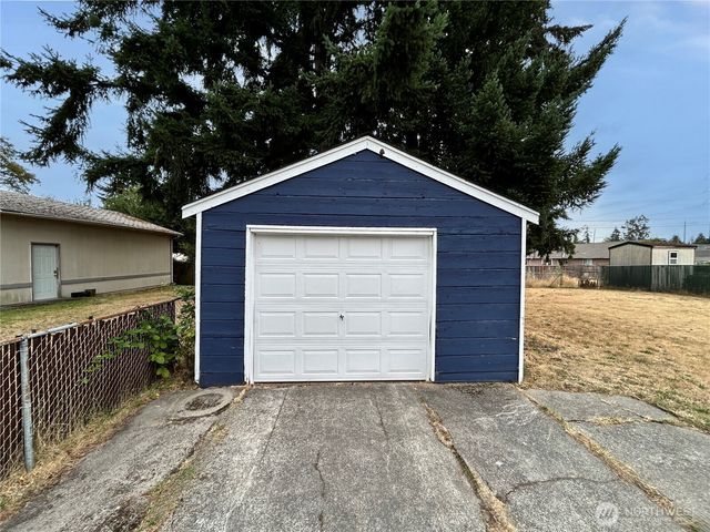 7029 S G Street, Tacoma, WA 98408