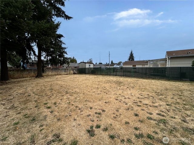 7029 S G Street, Tacoma, WA 98408
