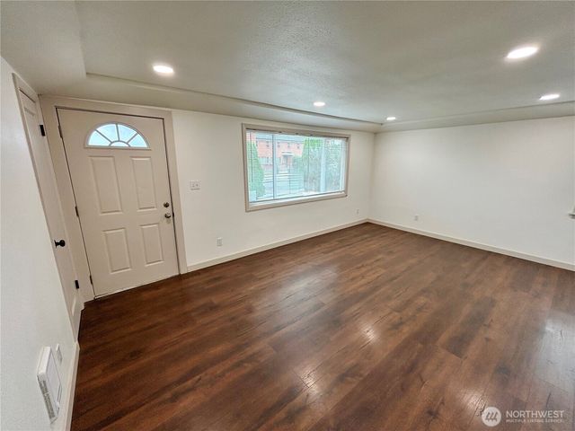 7029 S G Street, Tacoma, WA 98408