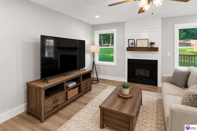287 Hampton Road, Brandenburg, KY 40108