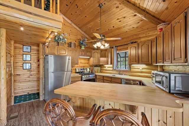 5265 Whispering Deer Drive, Mount Charleston, NV 89124