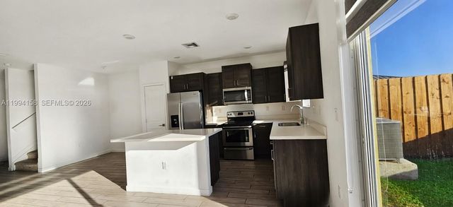 1166 SE 23rd Ave, Homestead, FL 33035