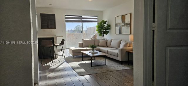 1166 SE 23rd Ave, Homestead, FL 33035