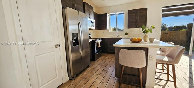 1166 SE 23rd Ave, Homestead, FL 33035