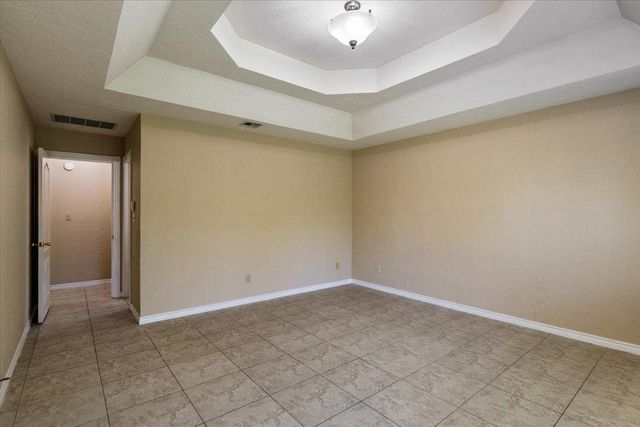 2401 NW 68th St, Lawton, OK 73505