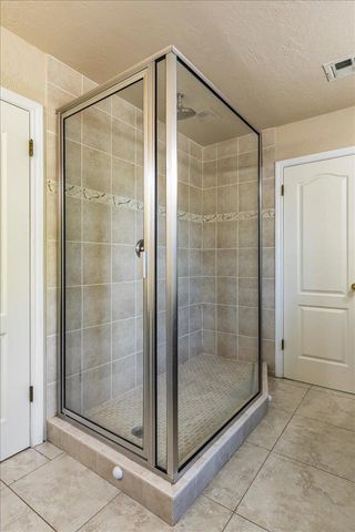 2401 NW 68th St, Lawton, OK 73505